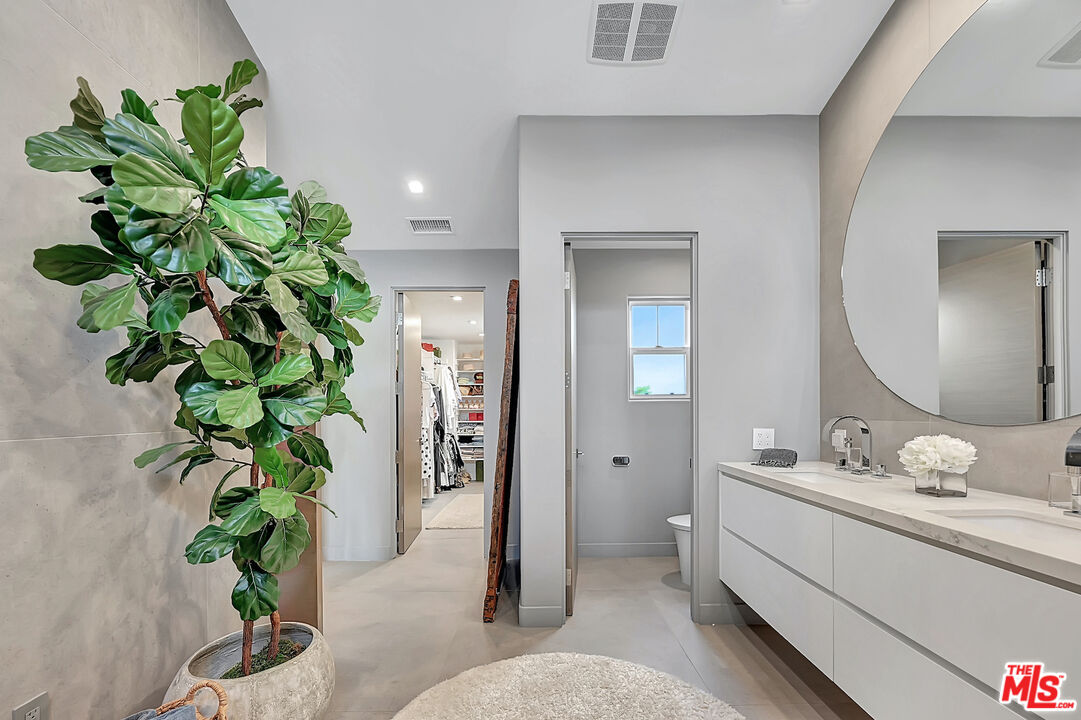 6442 Lunita Rd Unit: 126