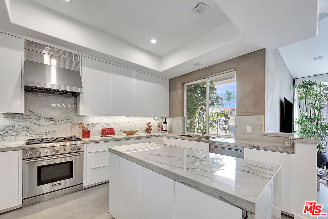 6442 Lunita Rd Unit: 126