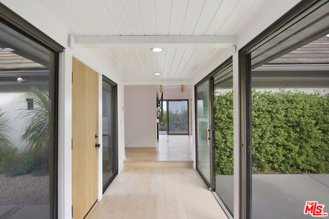 24728 Vantage Point Ter