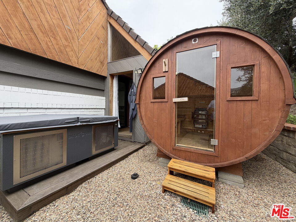 24728 Vantage Point Ter