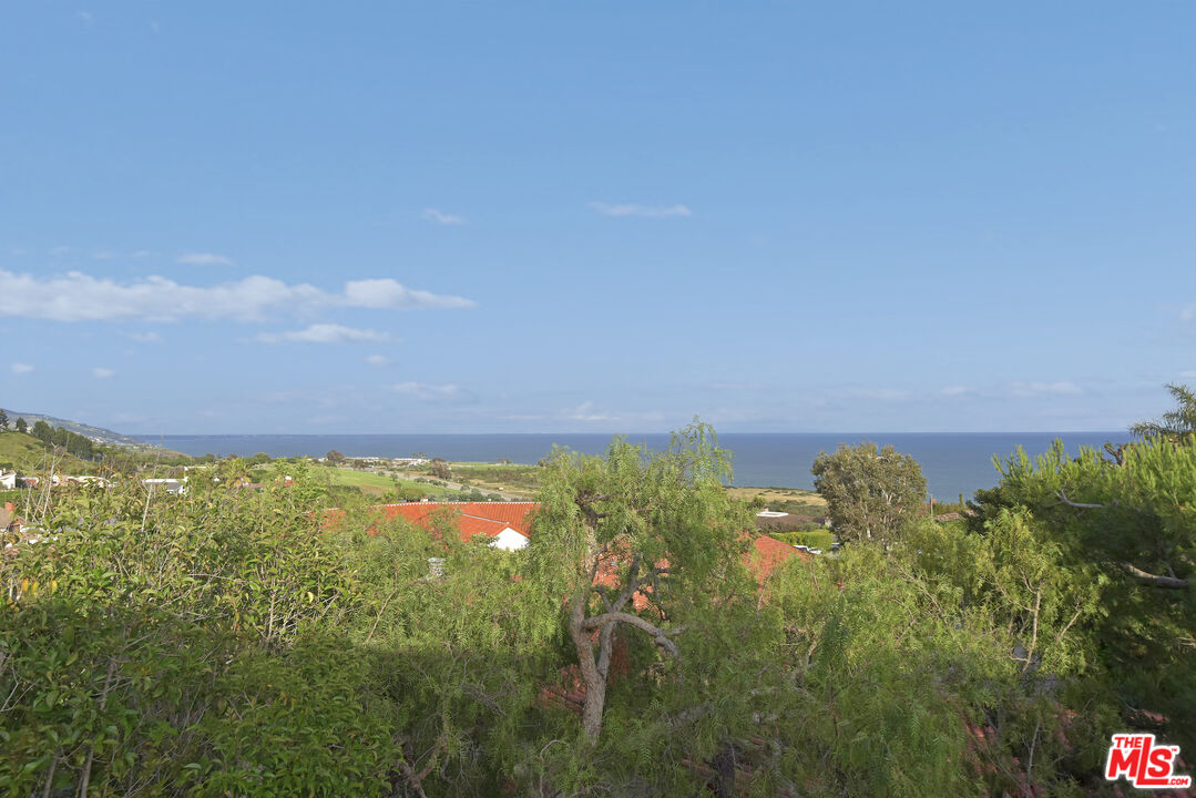 24728 Vantage Point Ter