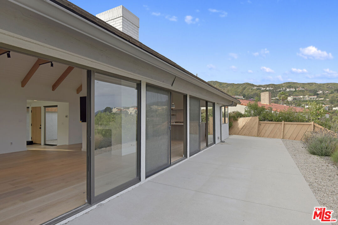 24728 Vantage Point Ter