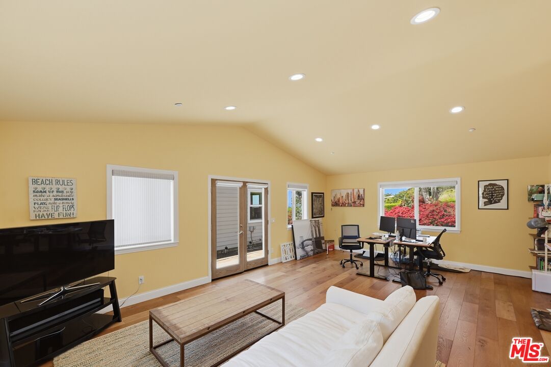 30429 Morning View Dr