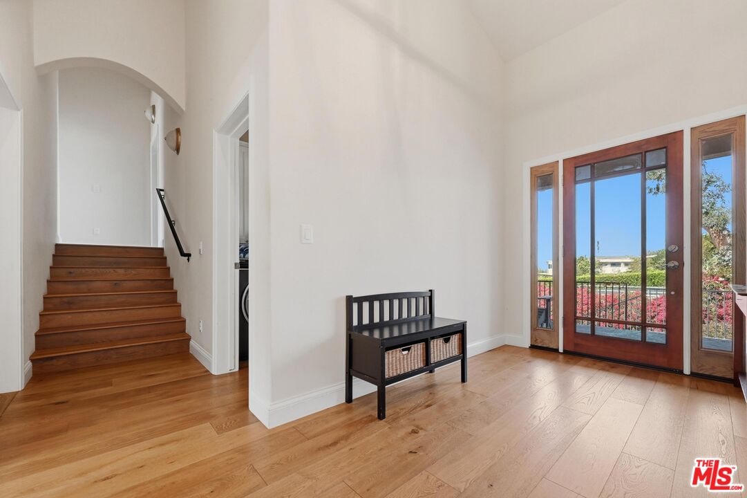 30429 Morning View Dr