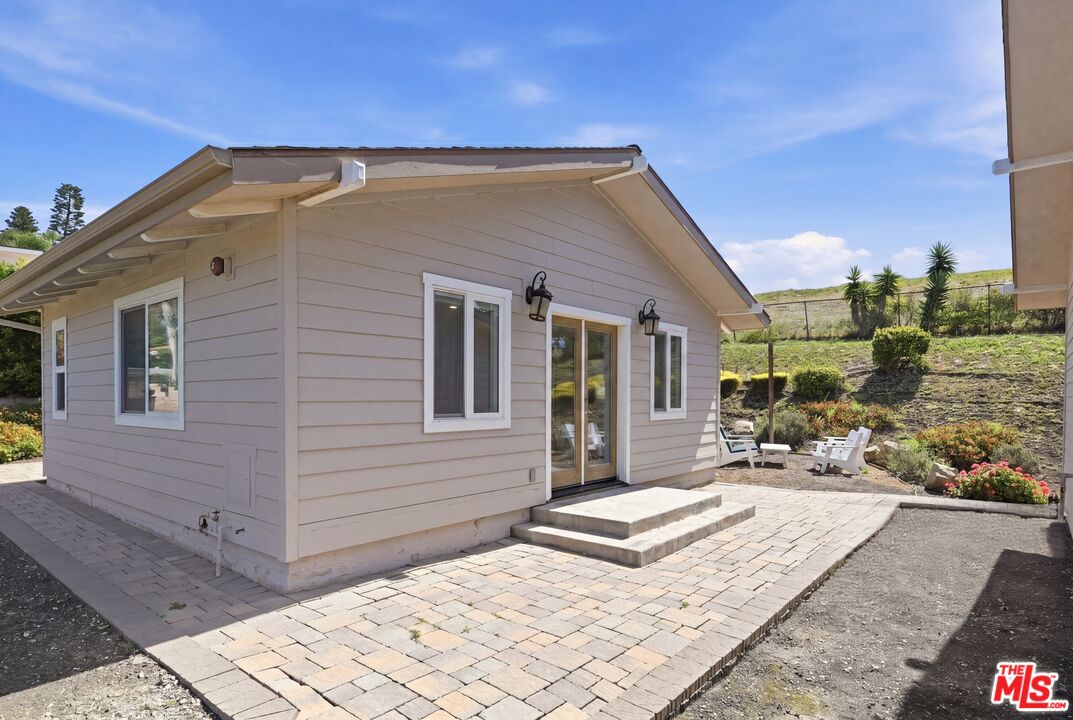 30429 Morning View Dr