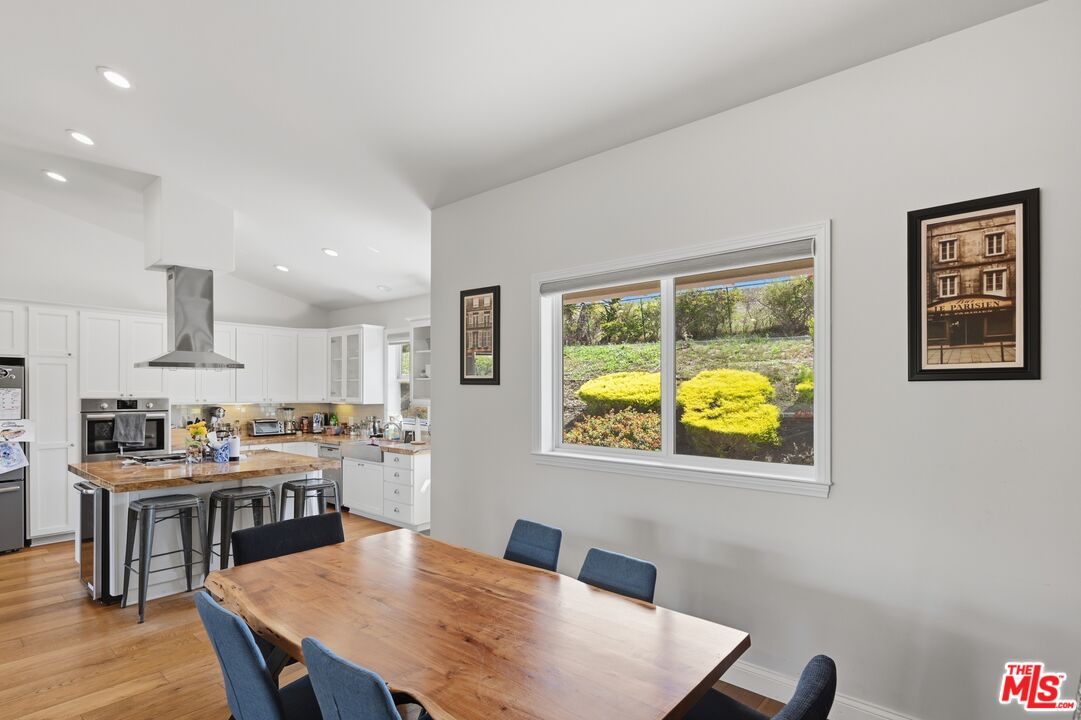 30429 Morning View Dr