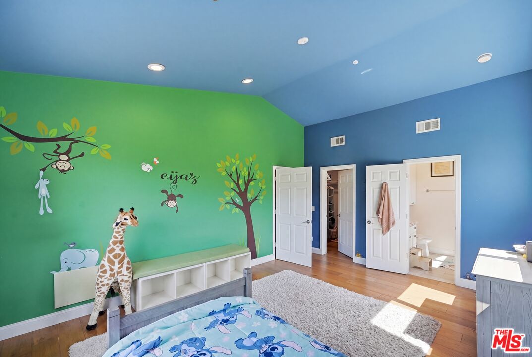 30429 Morning View Dr