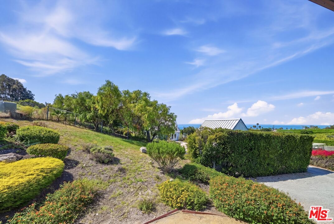 30429 Morning View Dr