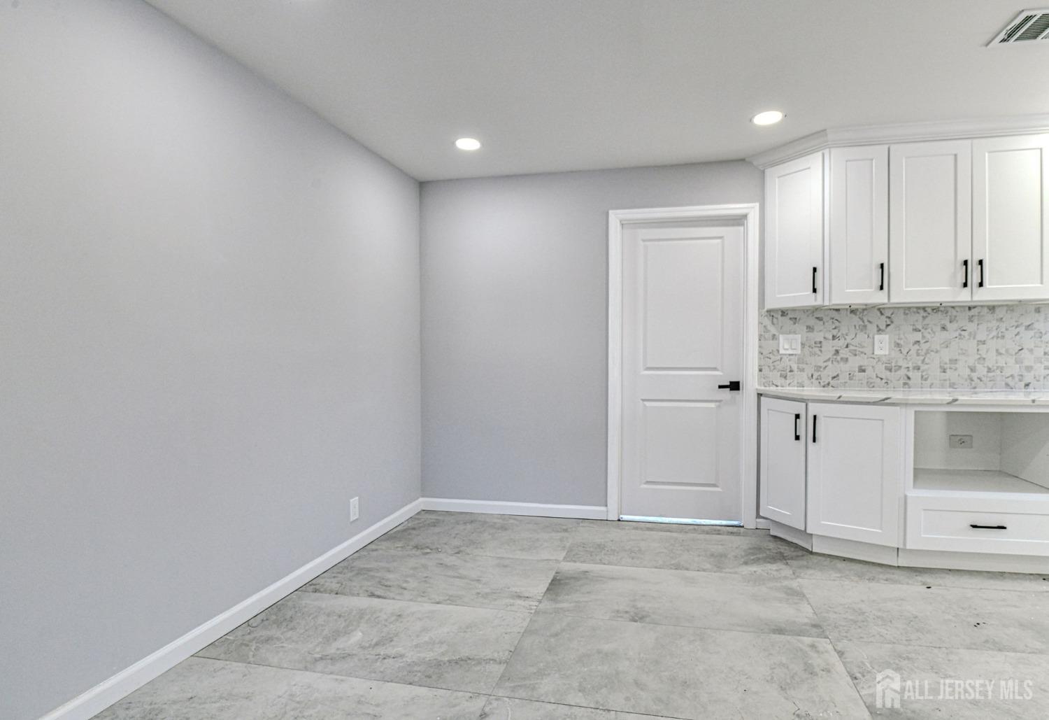 599 Mountain Vew Terrace