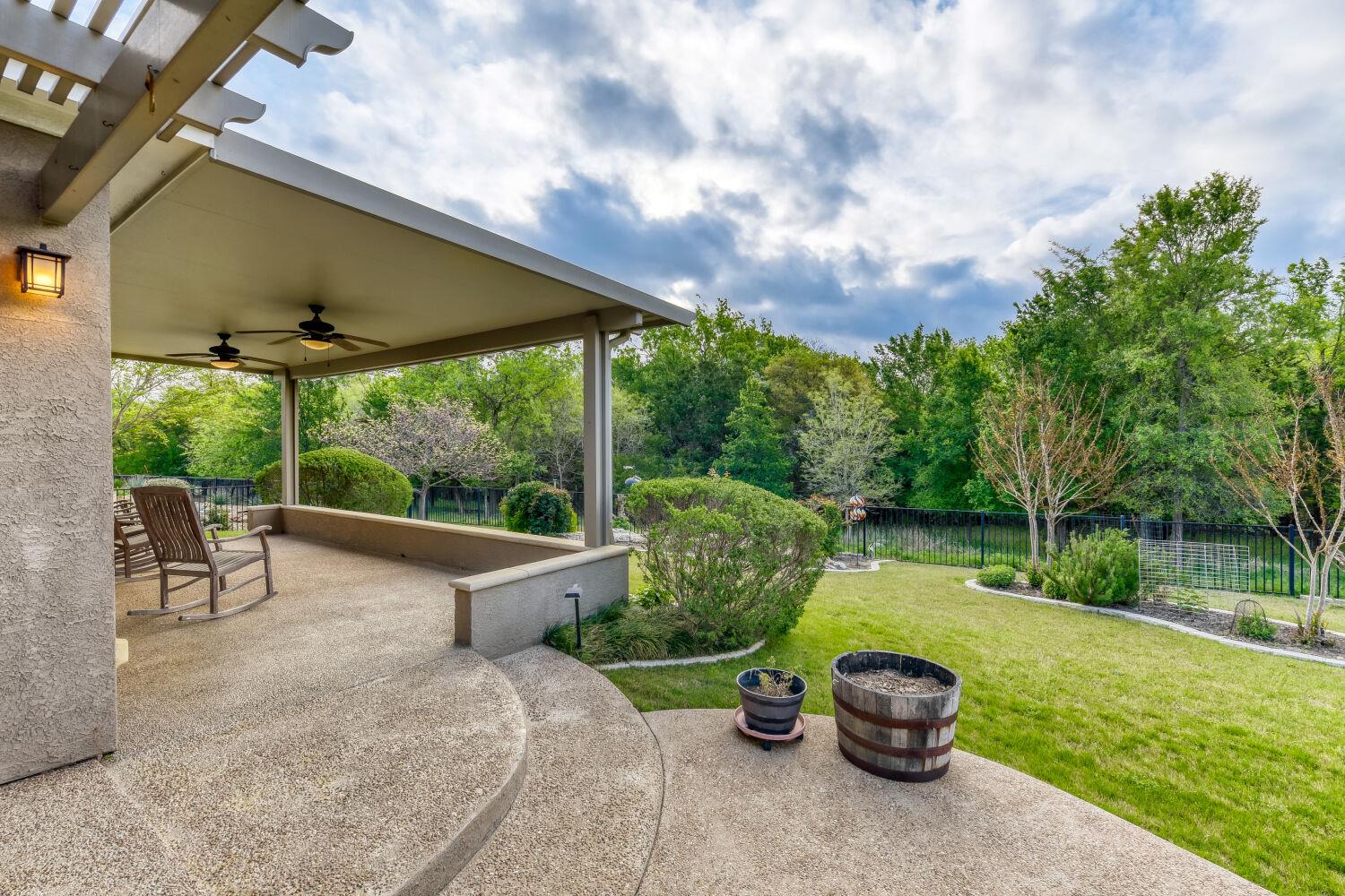 416 Davis Mountain CIR