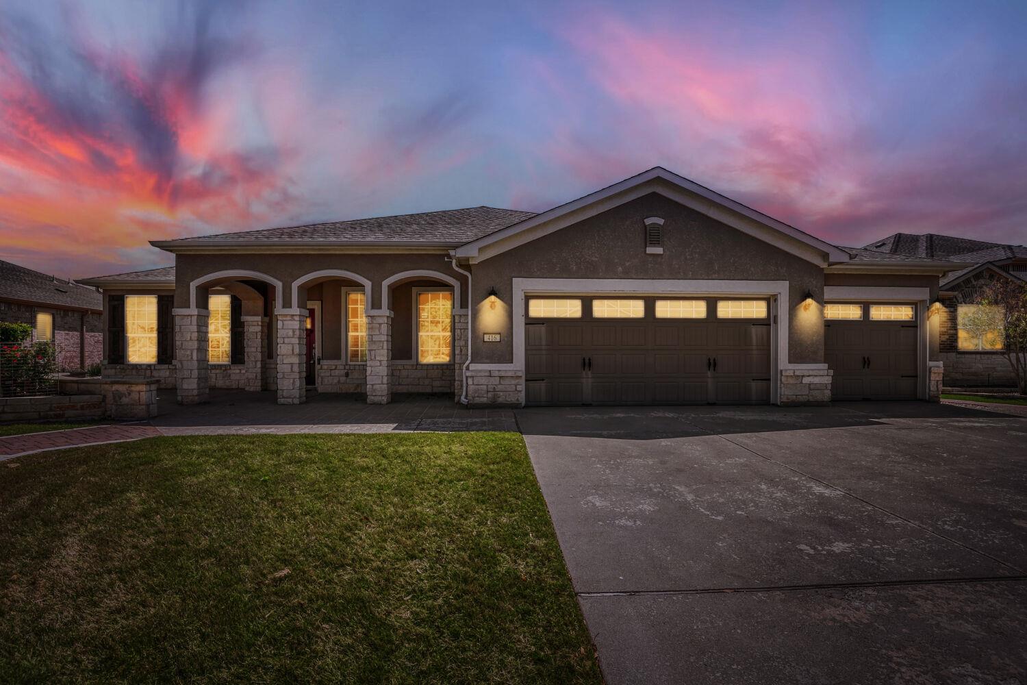 416 Davis Mountain CIR