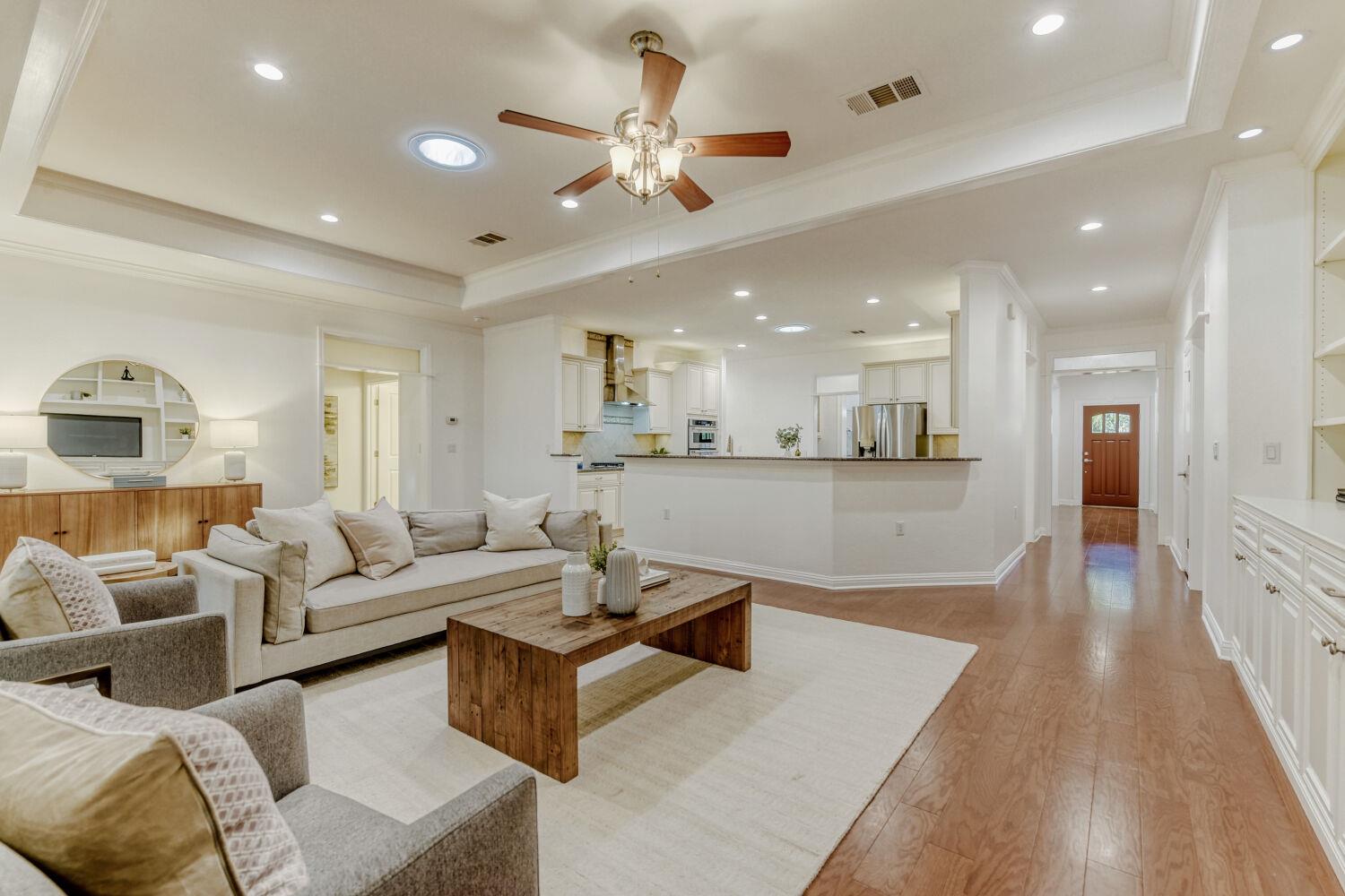 416 Davis Mountain CIR