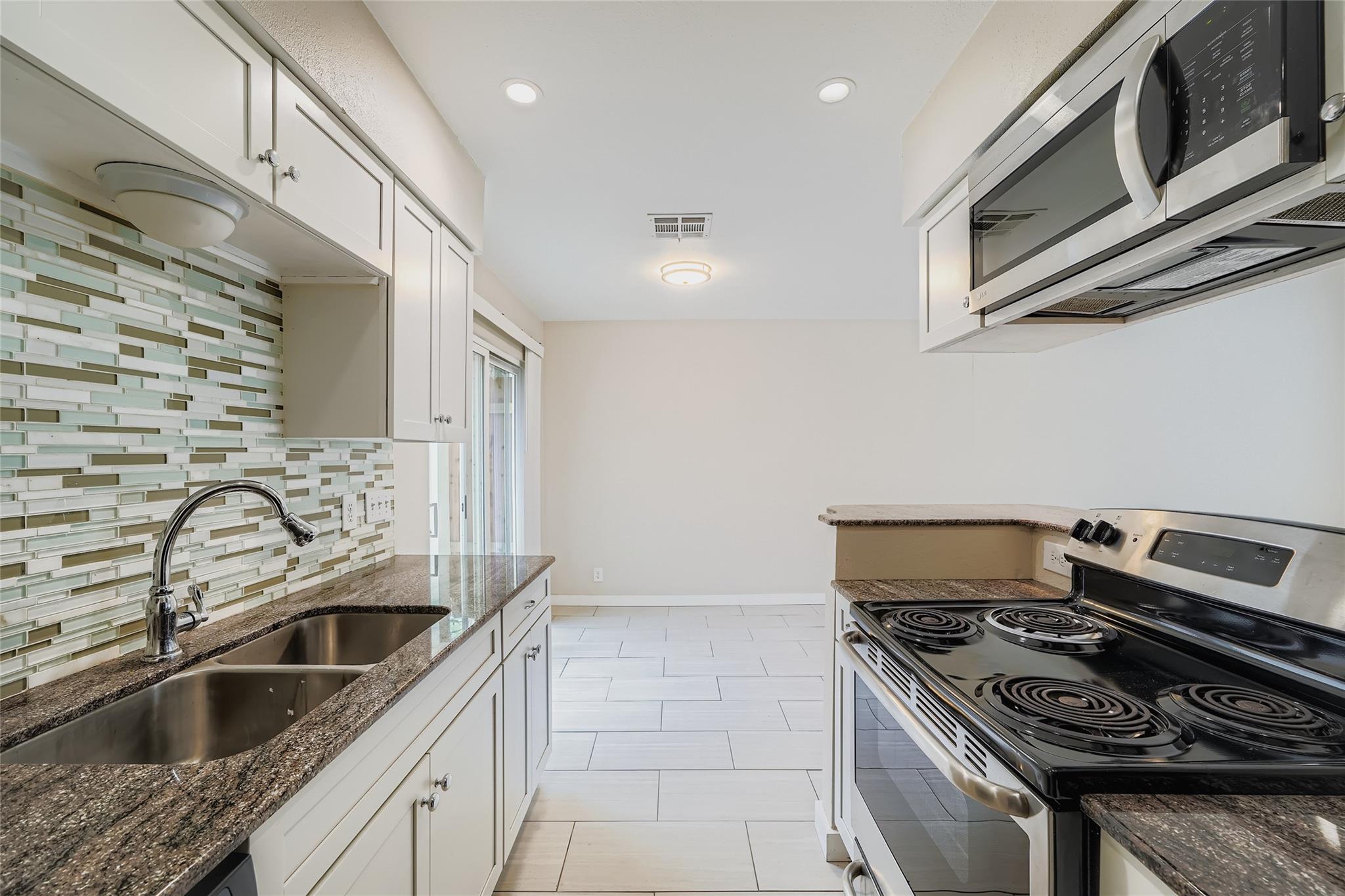 5604 Woodrow Ave # 11