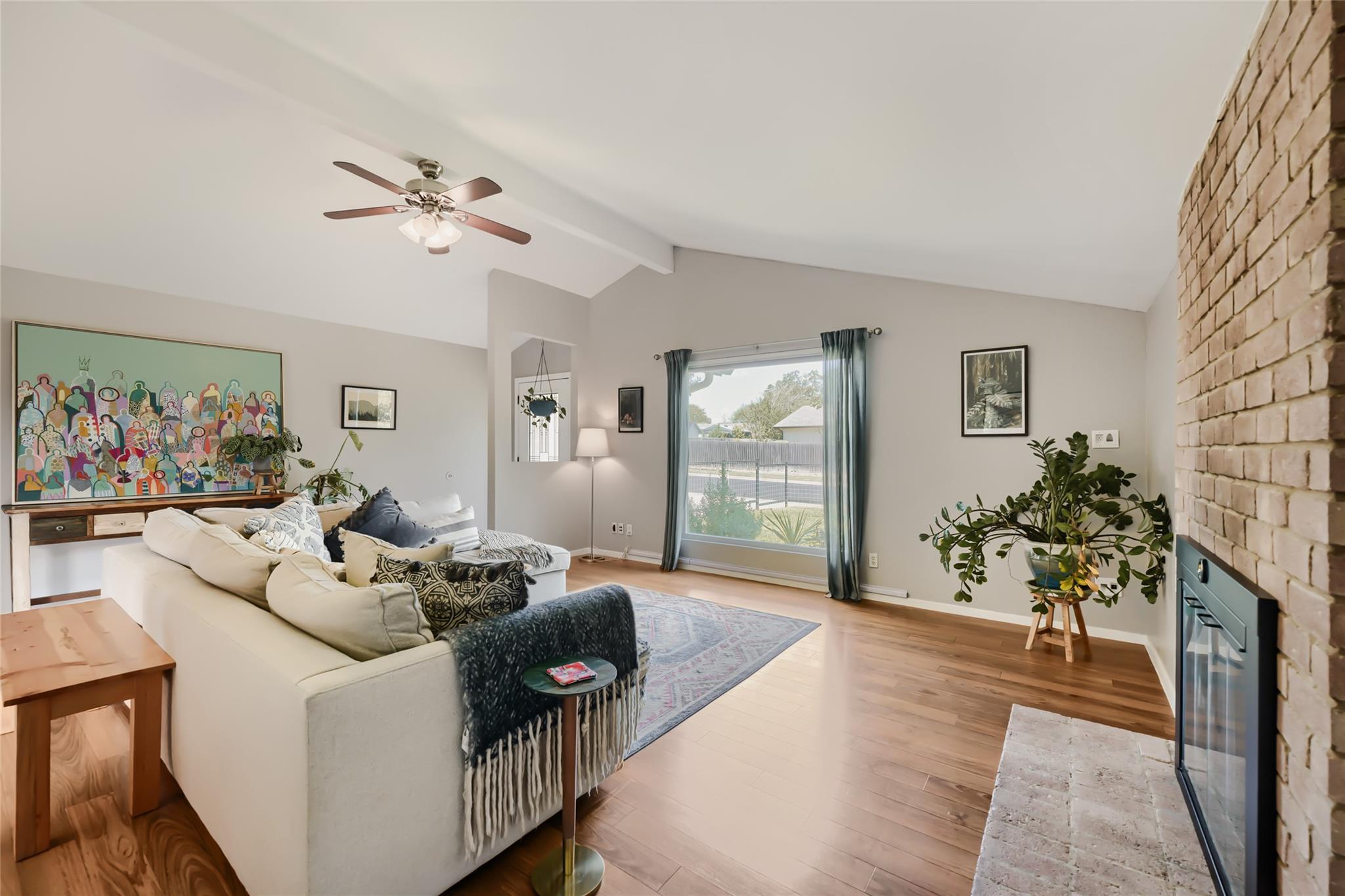 215 Cloudview DR