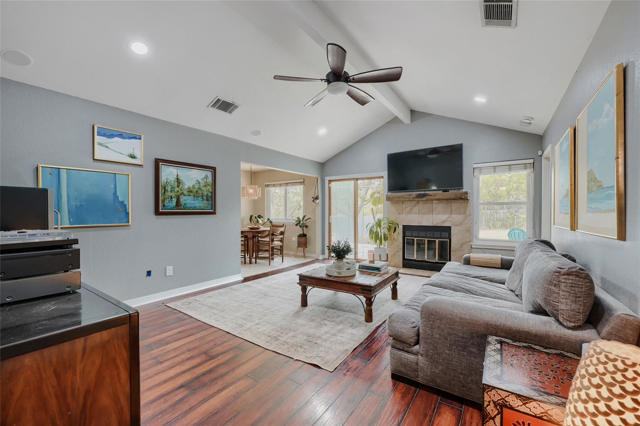 906 Peggotty PL