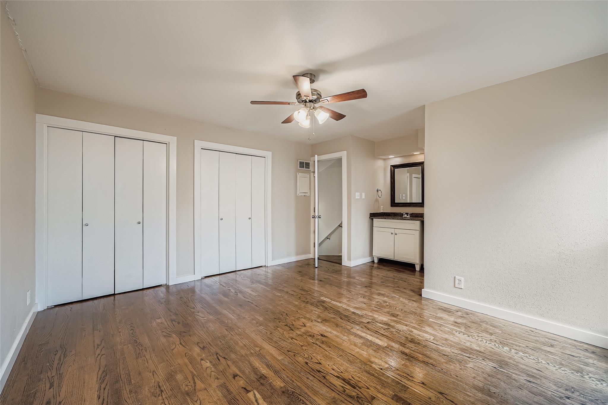 5604 Woodrow Ave # 11