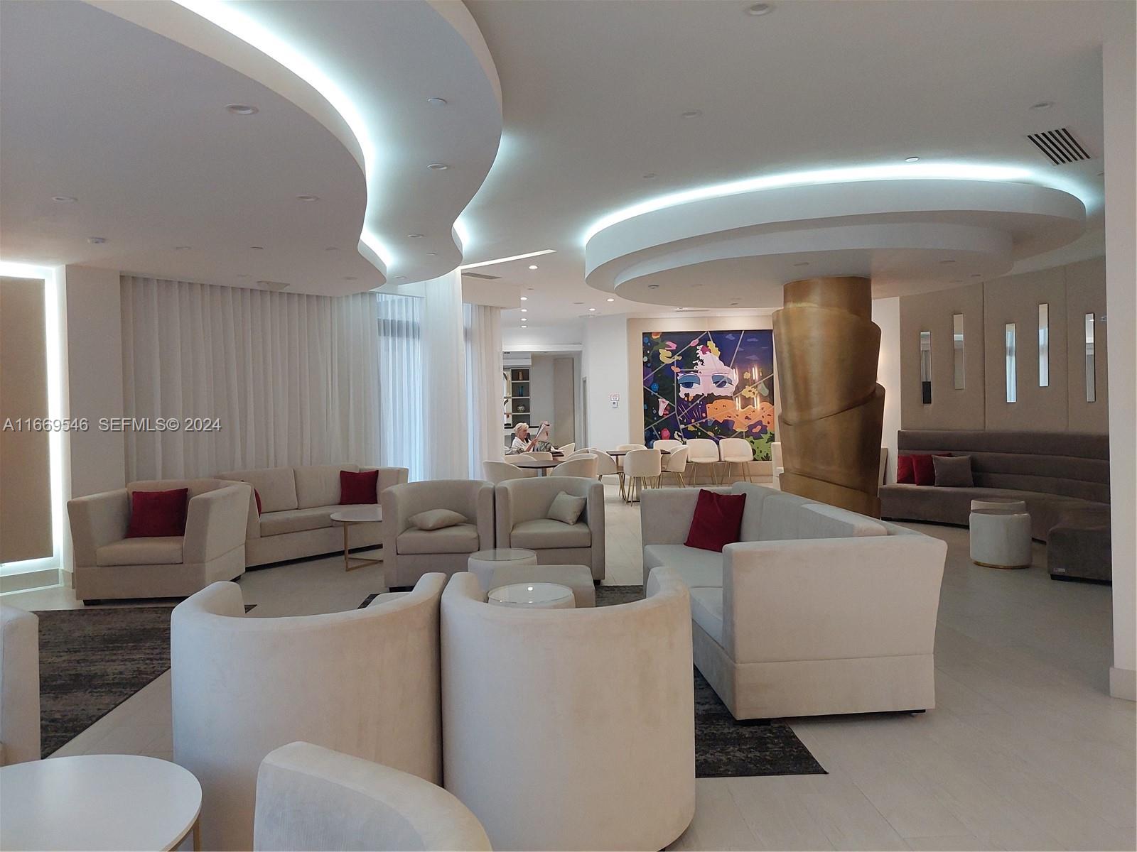 3610 Yacht Club Drive 509