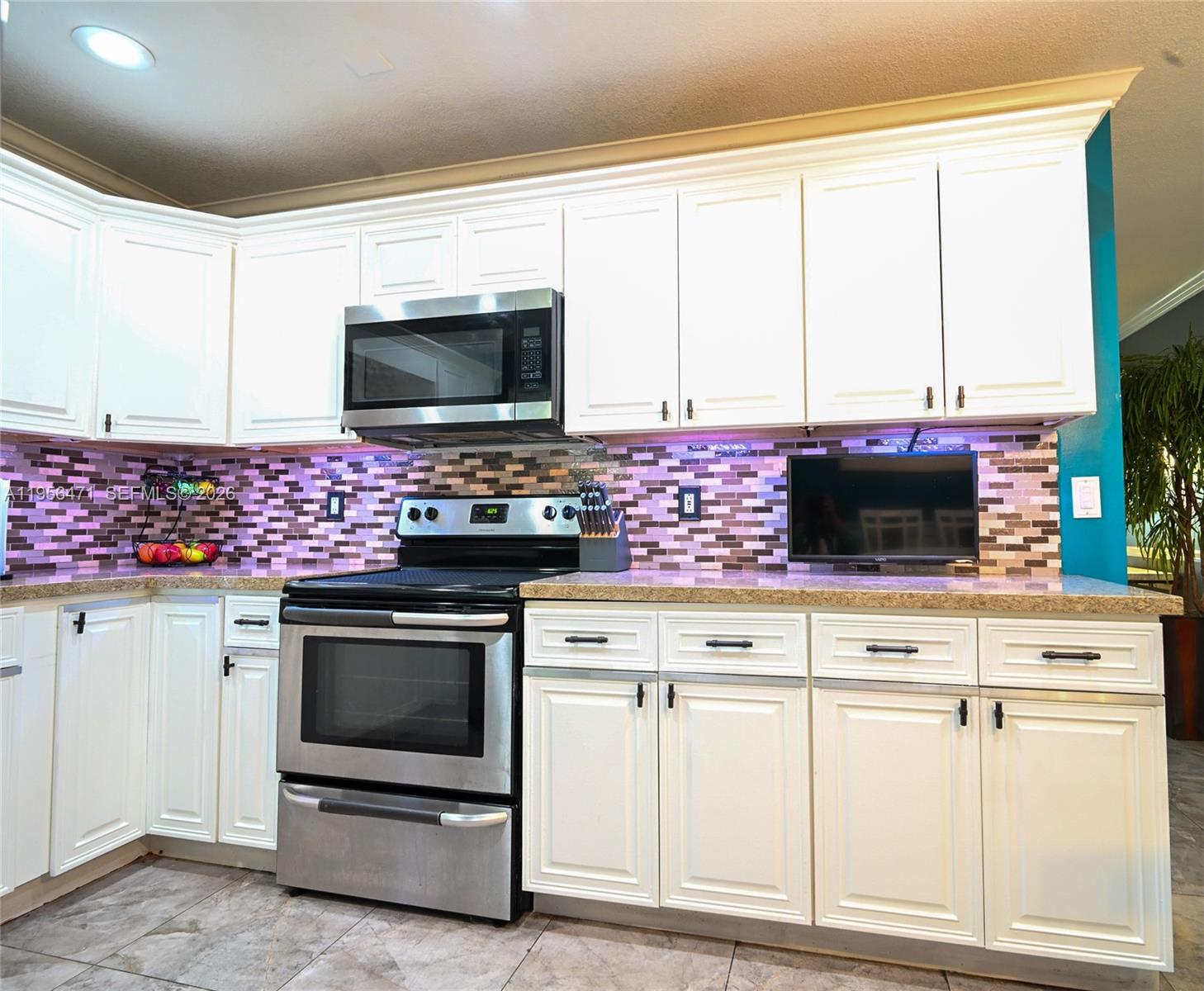 7105 SW 3rd Court