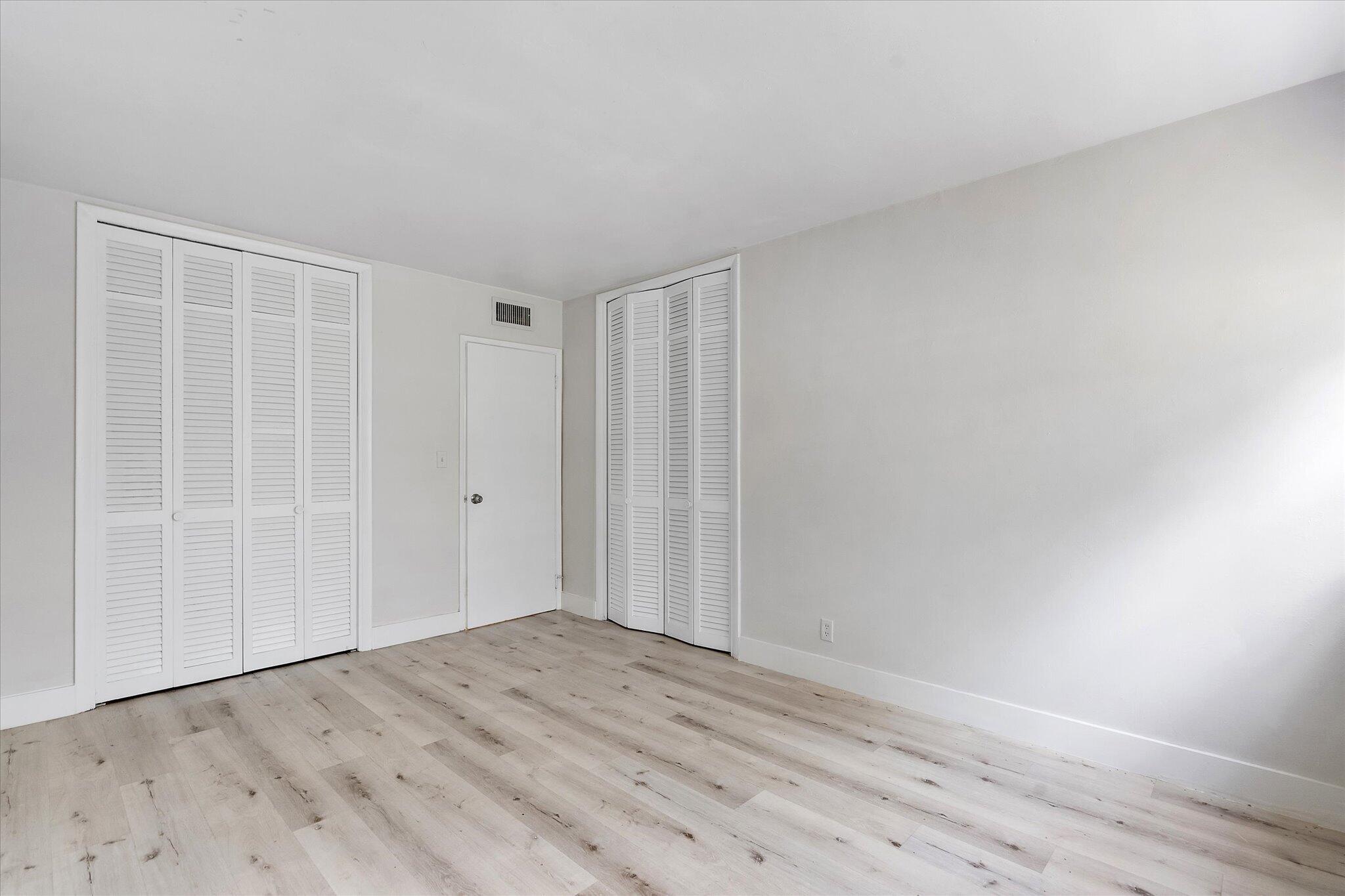 1638 Plunkett Street 2