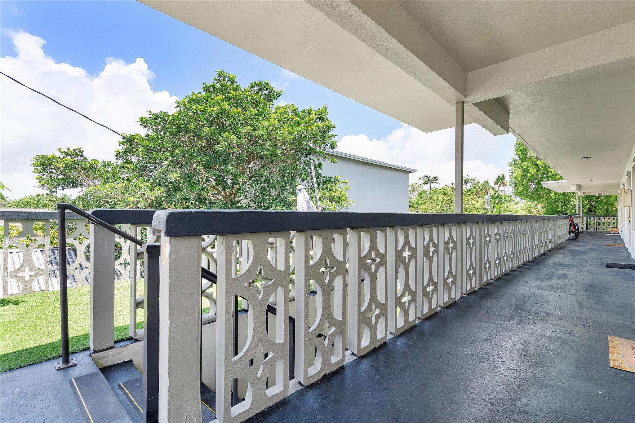 1638 Plunkett Street 2