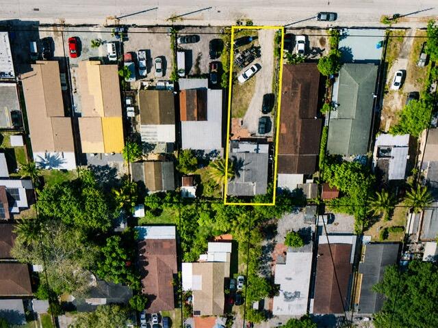 1850 NW 35th Street
