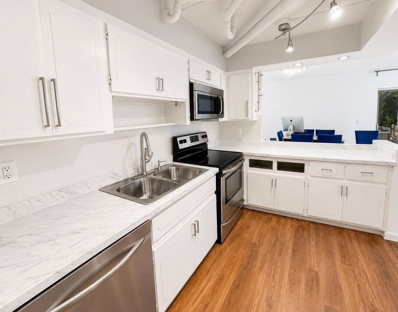 6639 SW 41st Place 41