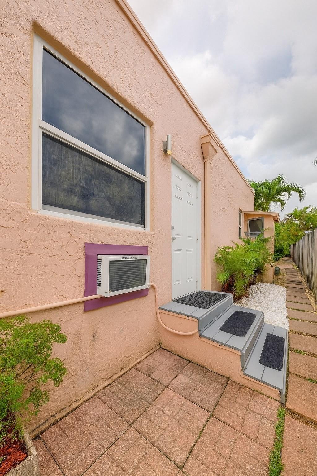 1935 Taylor Street 2