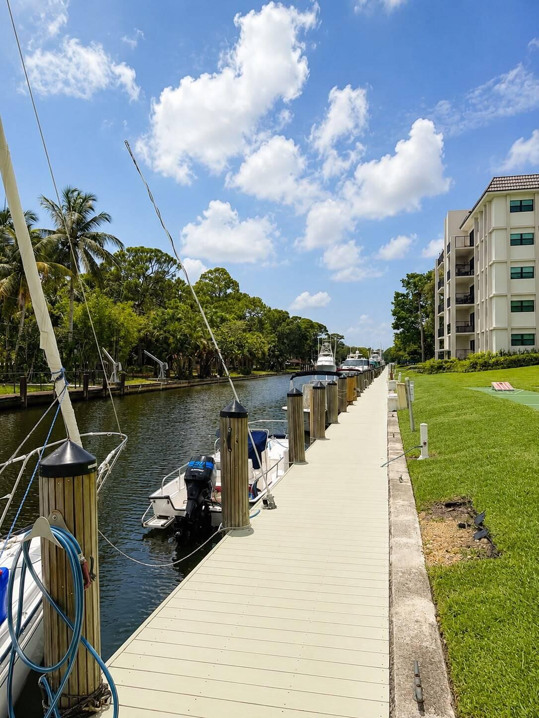 900 RIVER REACH Drive 510