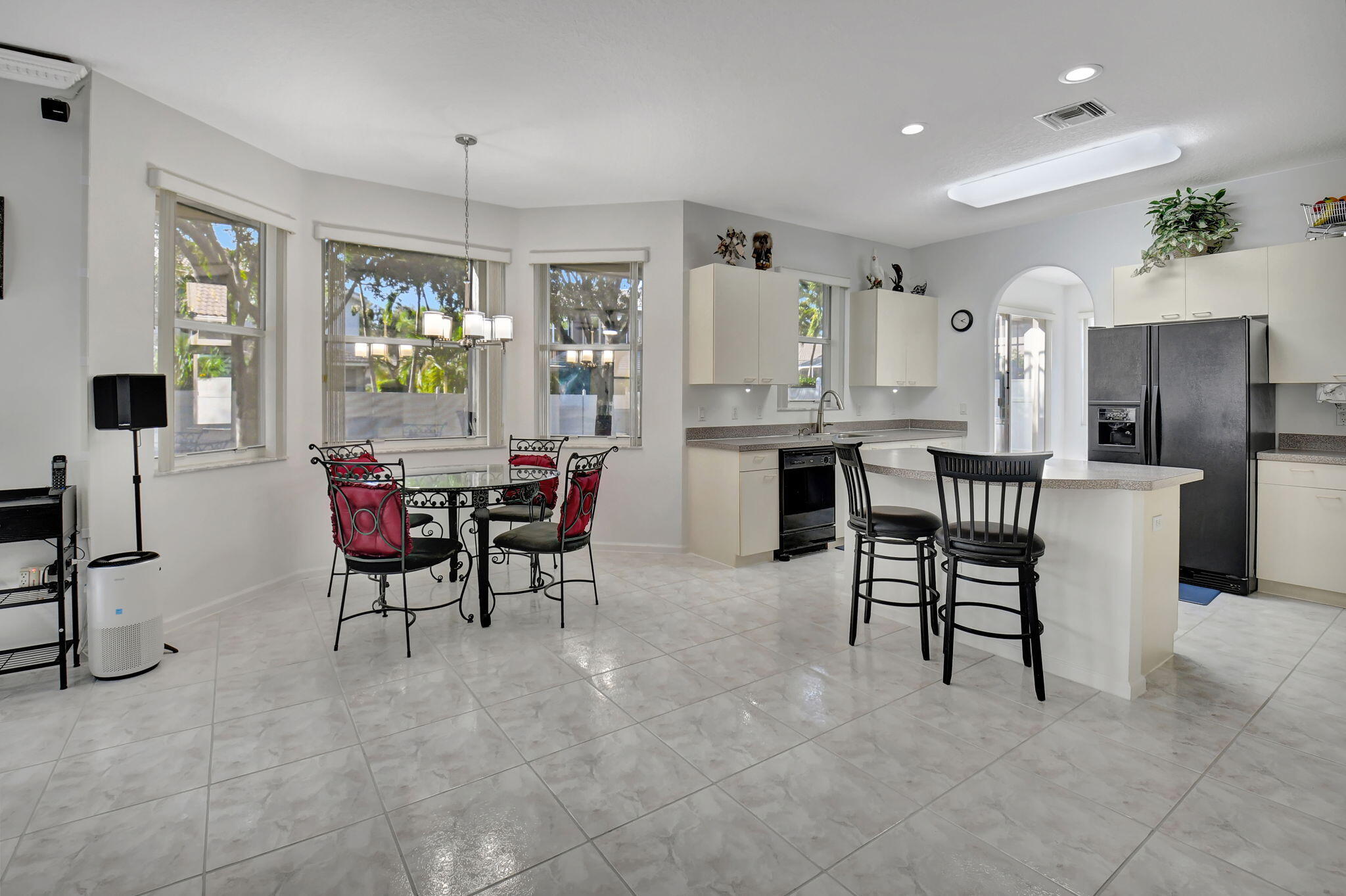 6526 Stonehurst Circle