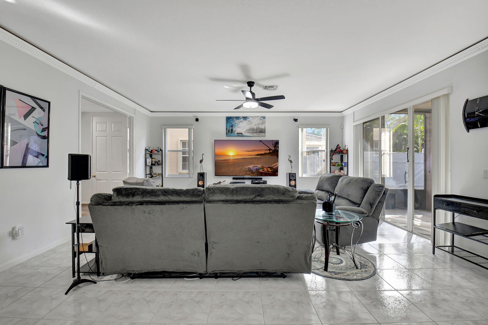 6526 Stonehurst Circle