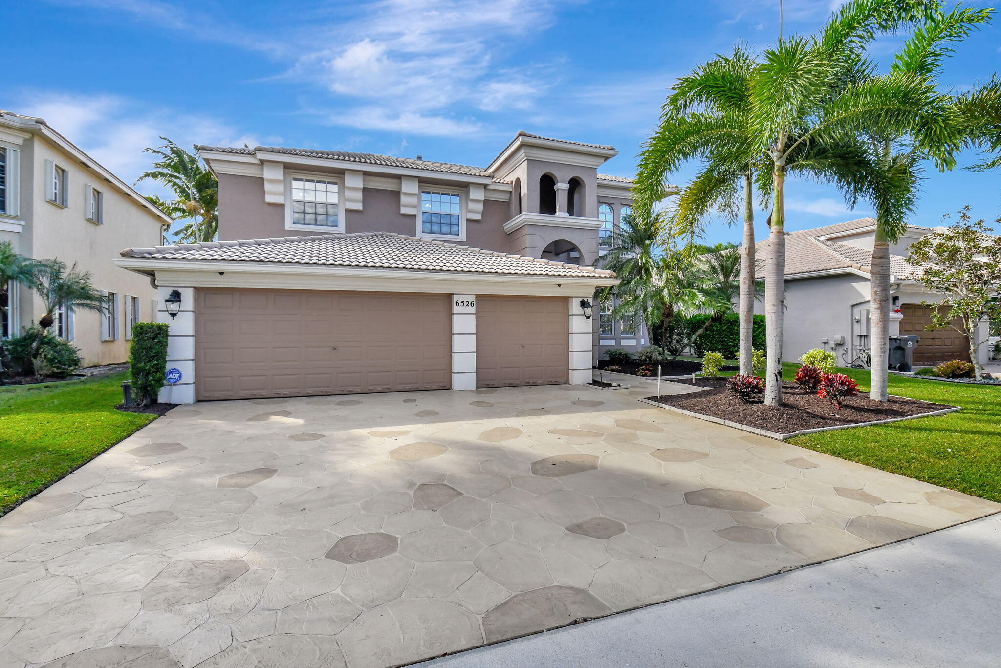 6526 Stonehurst Circle
