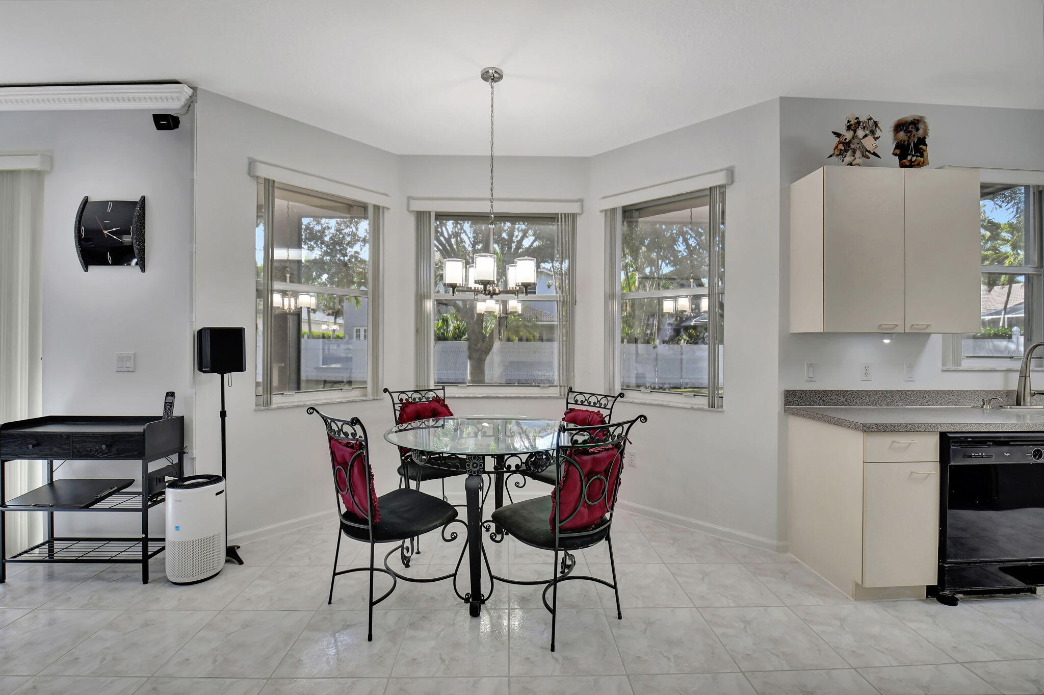 6526 Stonehurst Circle