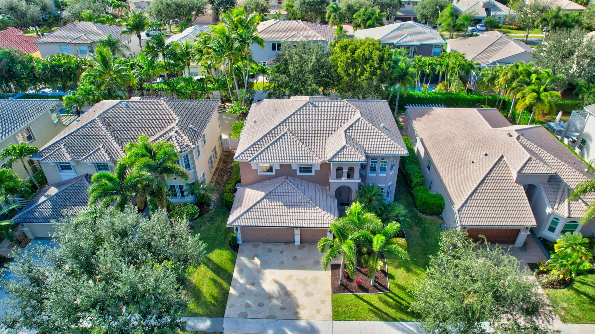 6526 Stonehurst Circle