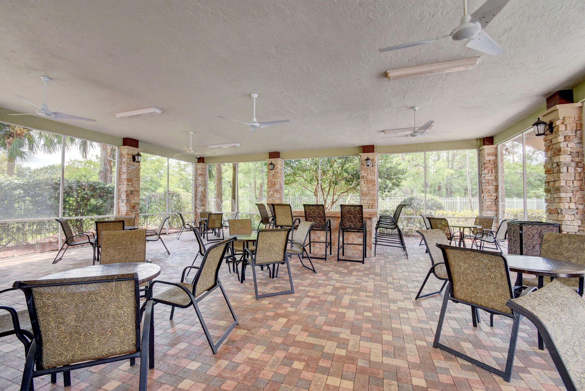 6526 Stonehurst Circle