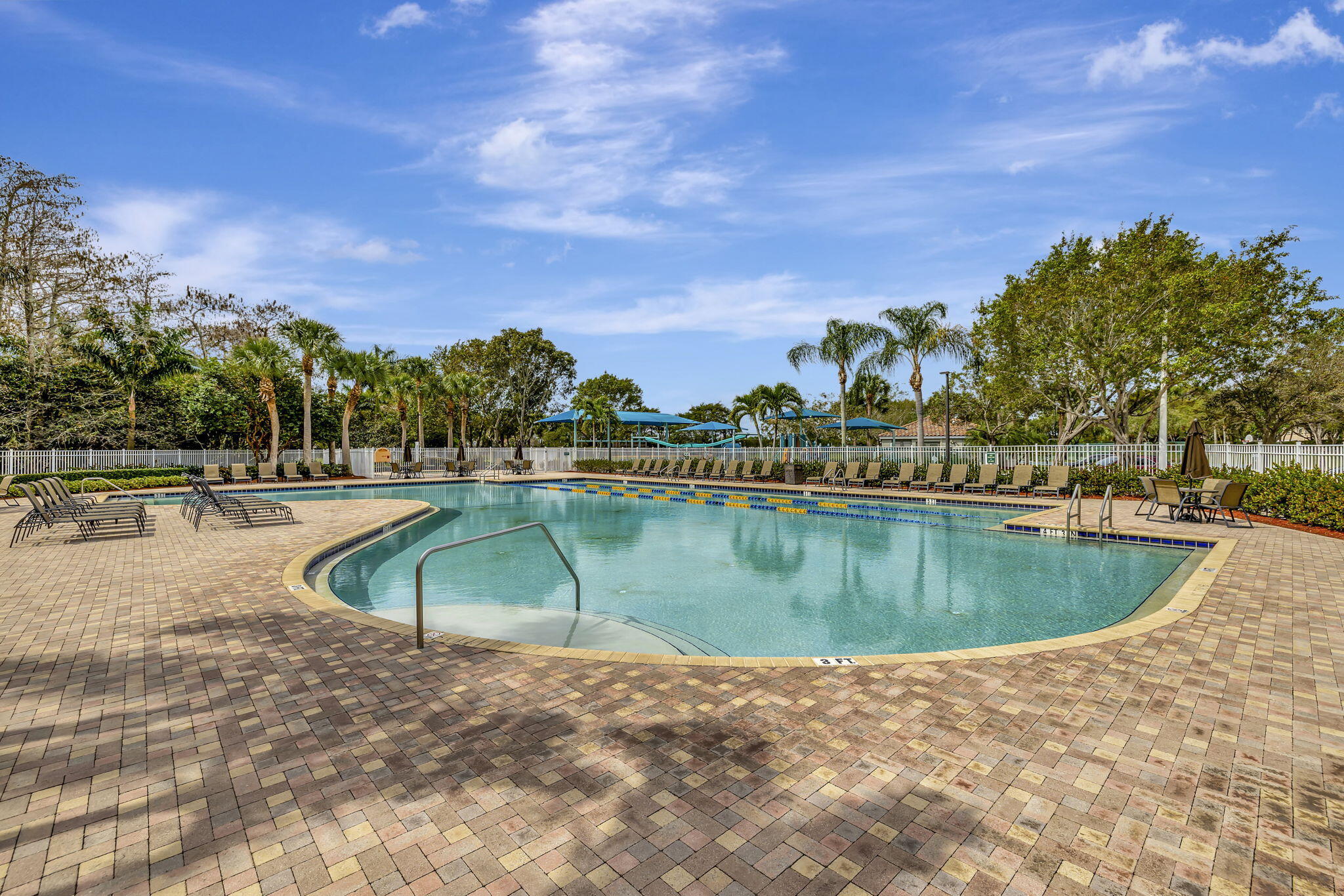 6526 Stonehurst Circle