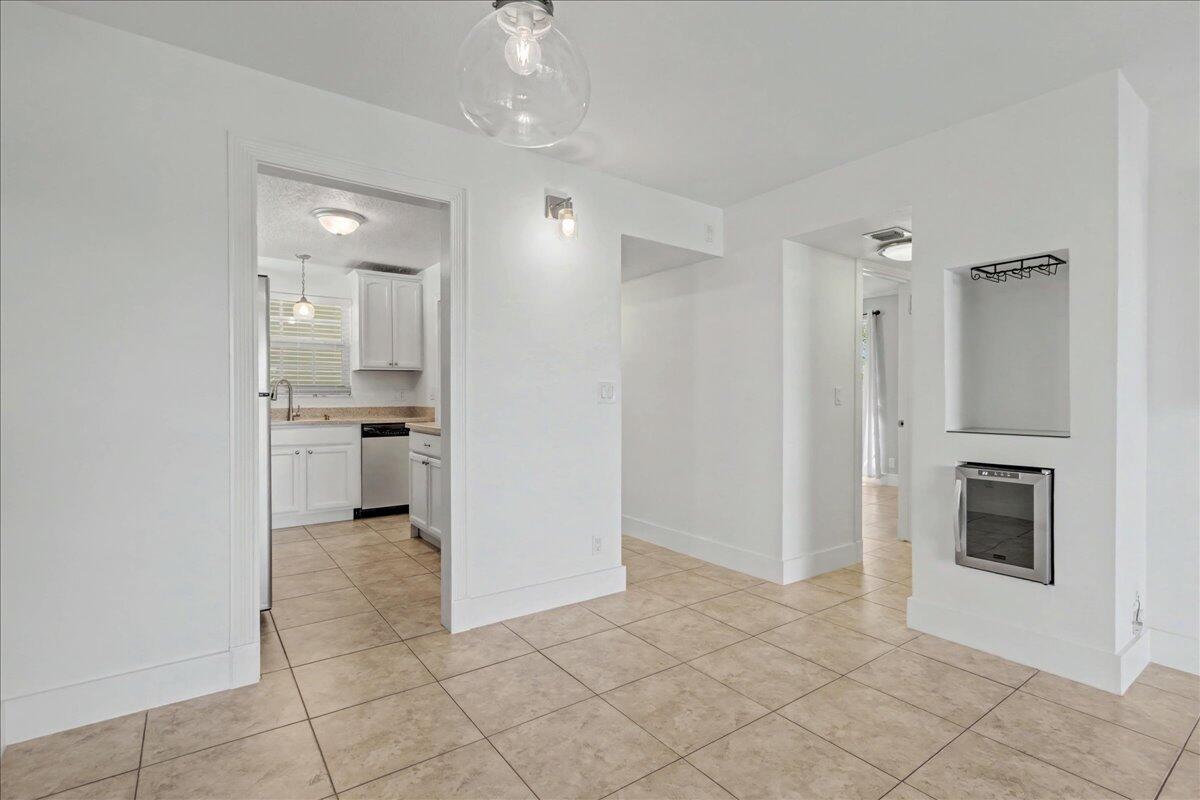 765 Jeffery Street 1-301
