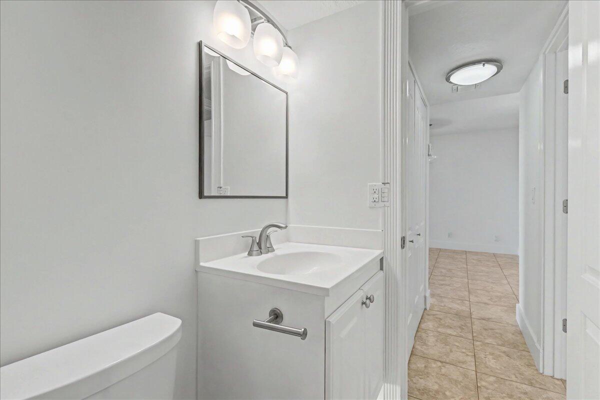 765 Jeffery Street 1-301