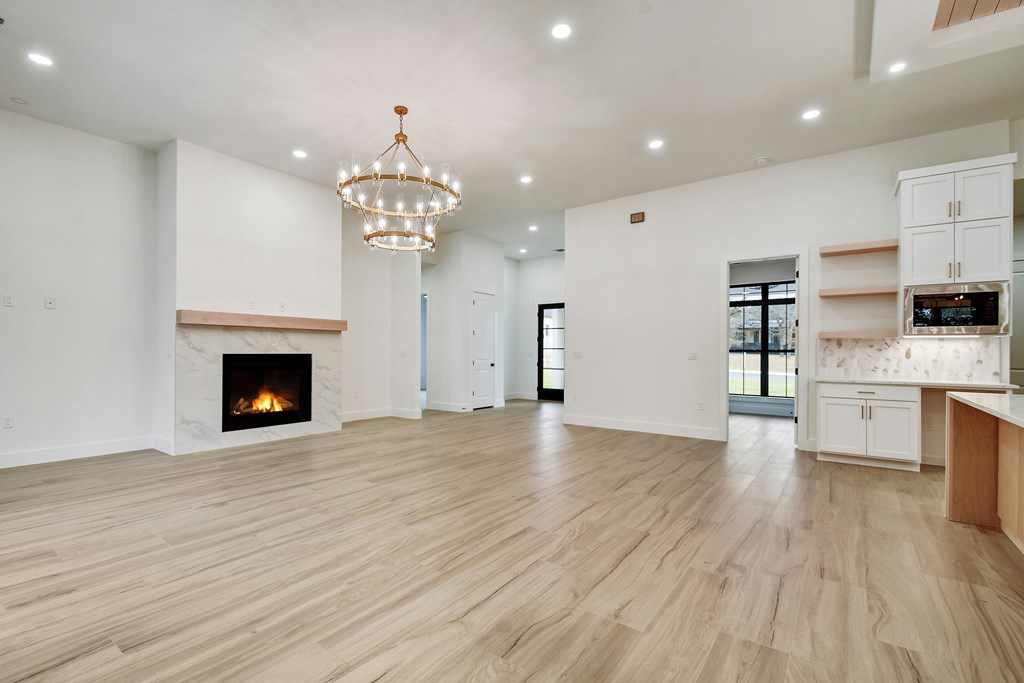 2141 Stone Meadow