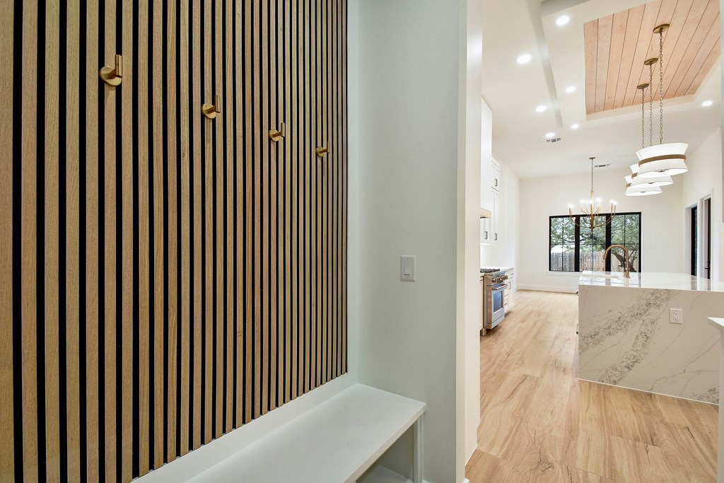 2141 Stone Meadow
