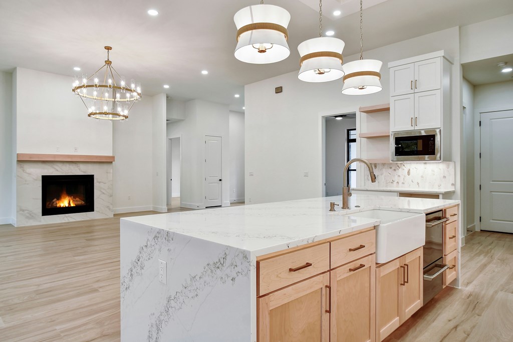 2141 Stone Meadow