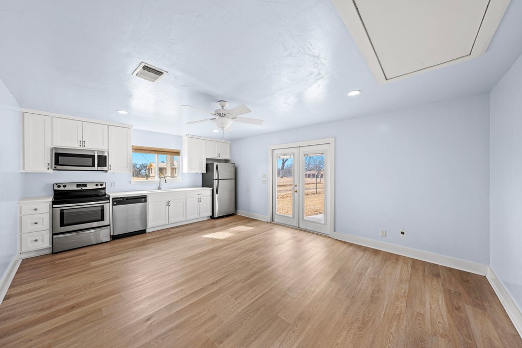 1125 Knopp School Rd