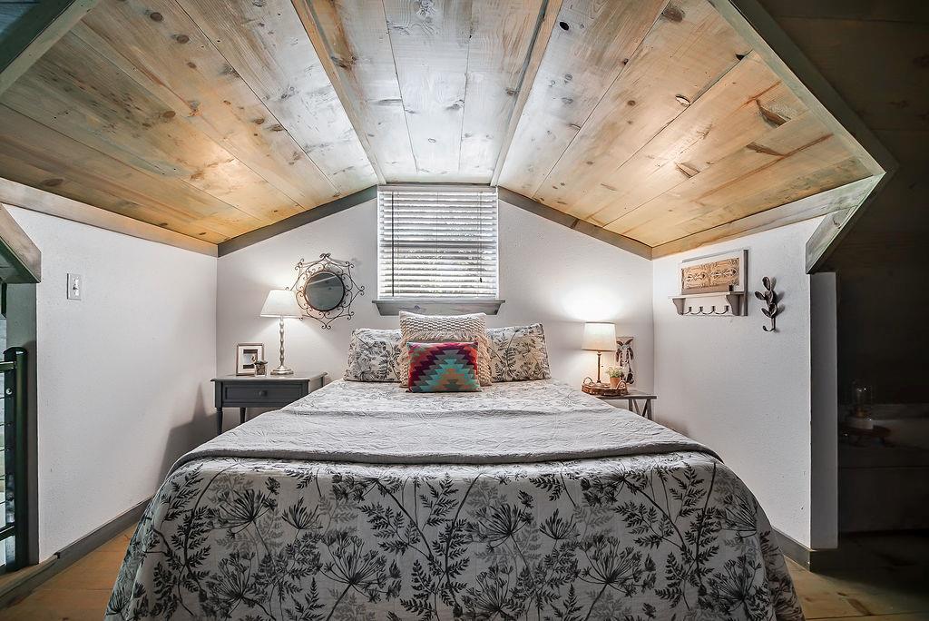 3408 Grape Creek Rd