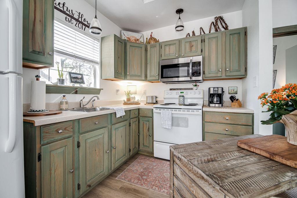 3408 Grape Creek Rd