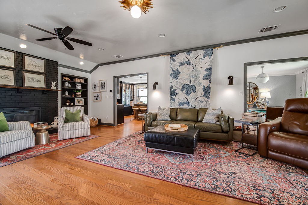107 Glenwood Dr