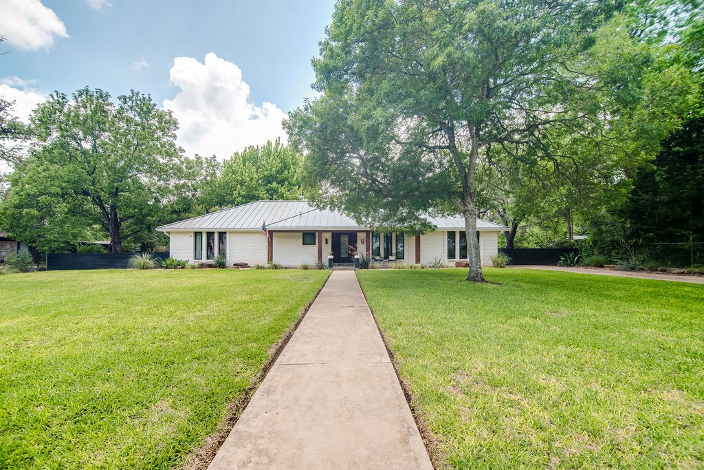 107 Glenwood Dr