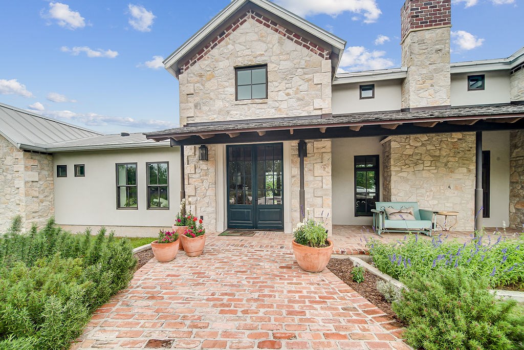 146 Metzger Rd