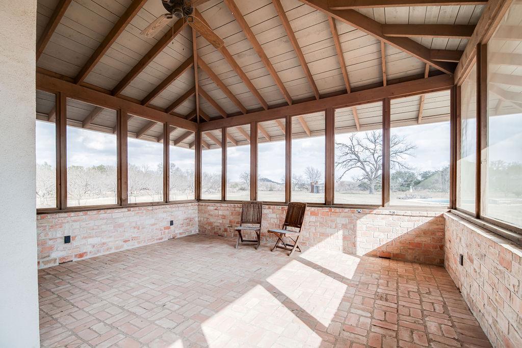 146 Metzger Rd
