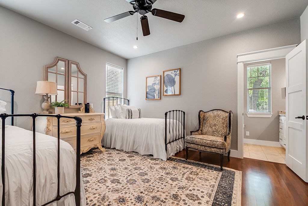 2219 Stone Meadow