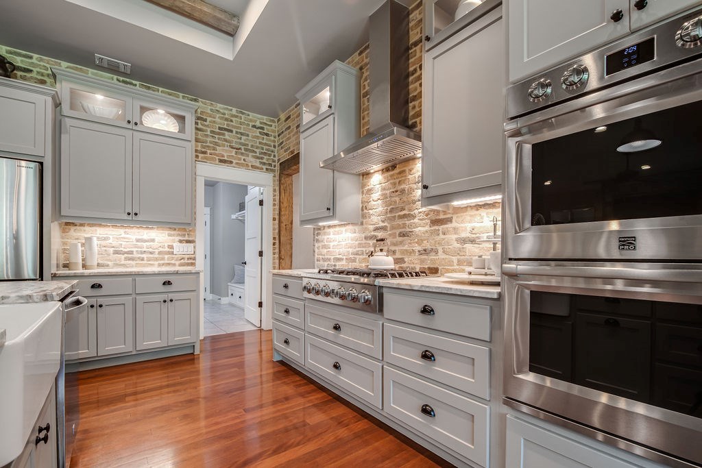 2219 Stone Meadow