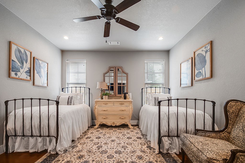 2219 Stone Meadow